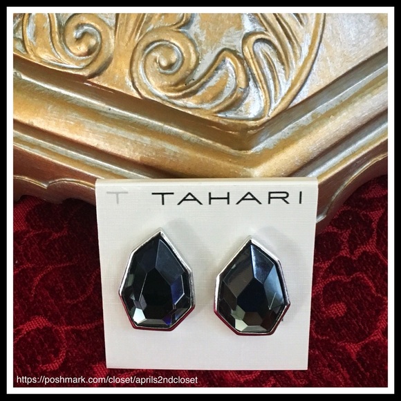 TAHARI ONYX JEWELED STONE CLIP ON EARRINGS - Picture 7 of 7